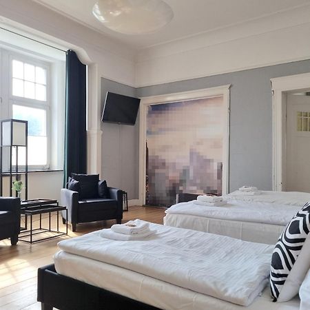 Charysma - Jugendstil Trifft Moderne, Schlafzimmer Mit Smart-Tv, Tischfussball, Darts, Parkplatz Hamelín Exterior foto